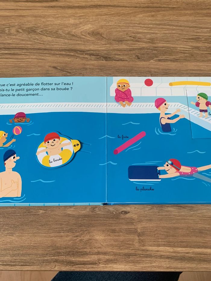 Livre Kididoc Tous à la piscine - photo numéro 3