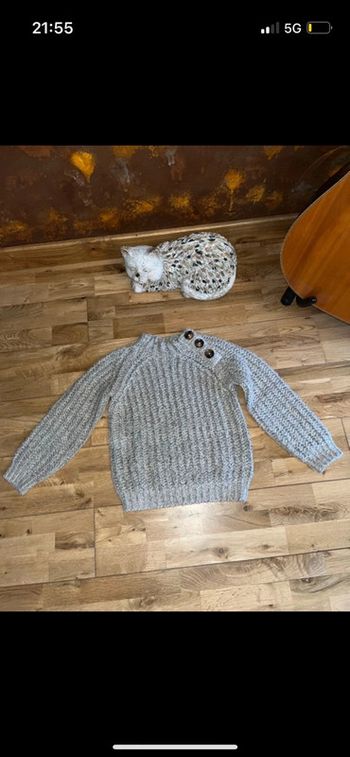 Joli pull gris très bon état la redoute 8 ans
