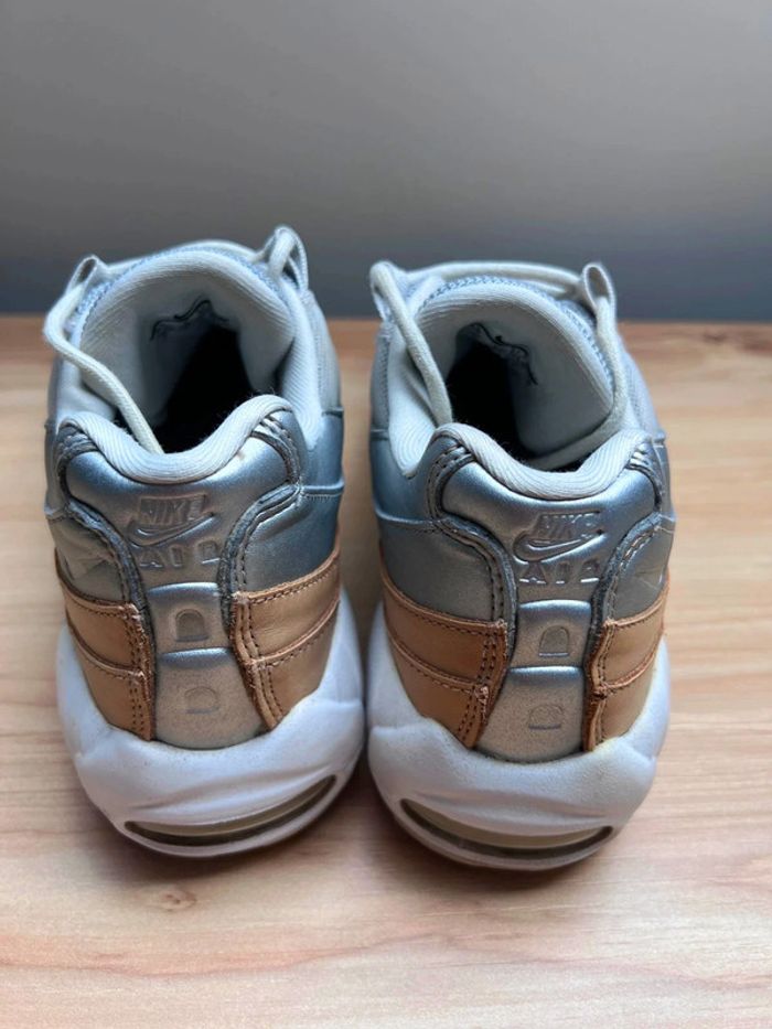 Nike Air Max 95 Grise et Marron – Pointure 37.5 - photo numéro 5