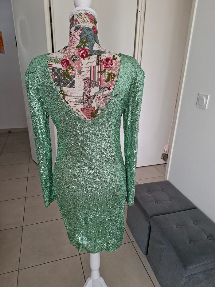 Robe paillette - photo numéro 2