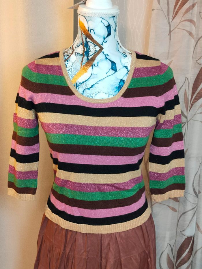 Pull rayé multicolore avec paillettes