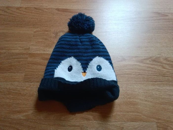 Bonnet bleu et blanc 54 Kiabi