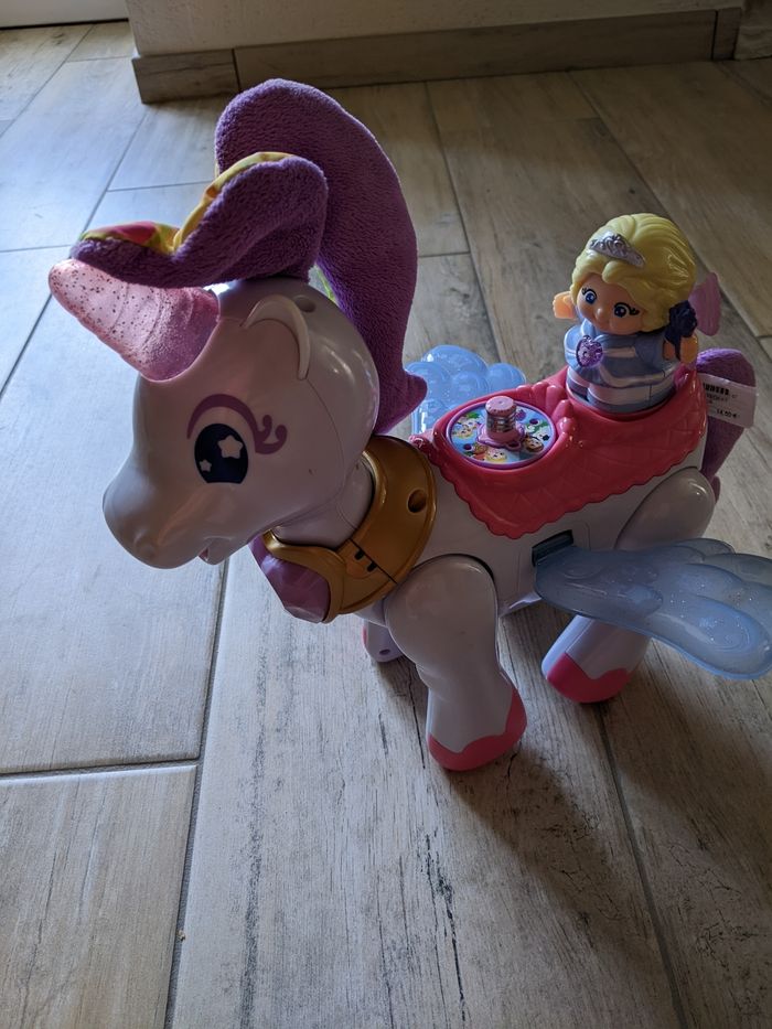 Licorne musicale lumineuse - photo numéro 2