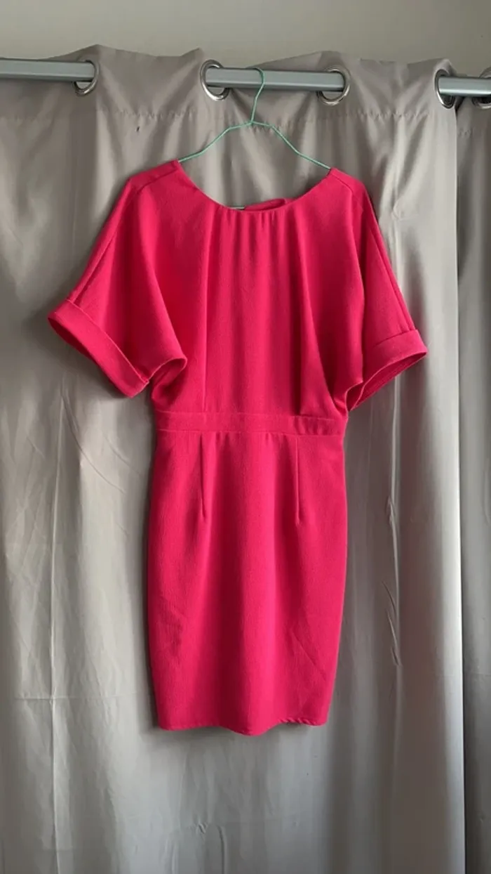 Robe d’été rose fushia - photo numéro 2