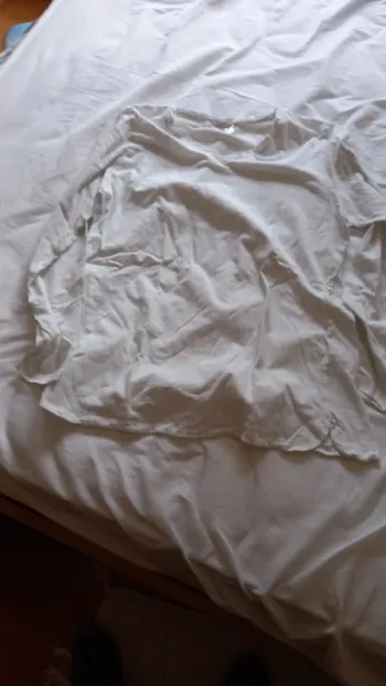 Tshir blanc manches longues taille L