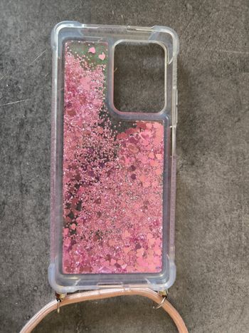Coque de téléphone avec cordon