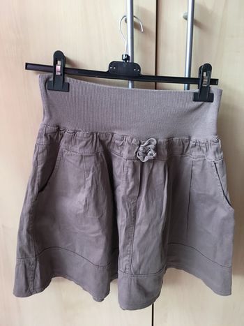 Jupe gris taupe taille 10 ans