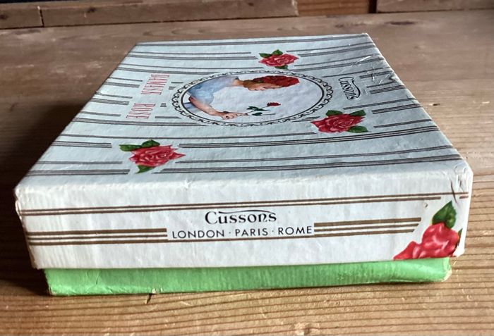 Boite cartonnée Cussons - photo numéro 10
