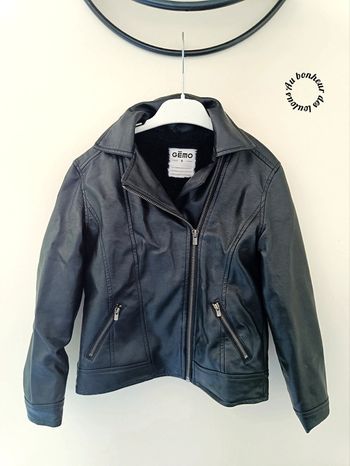 8 ans veste simili mi saison Gémo ( intérieur doublé)