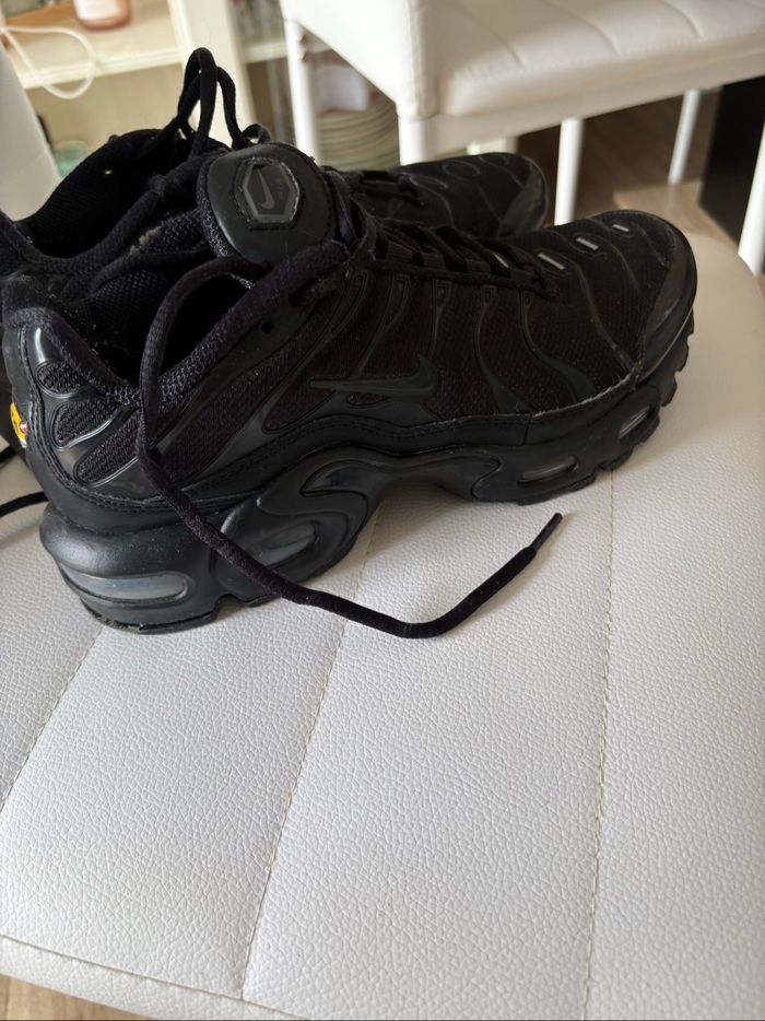 Basket TN Nike noir - photo numéro 2