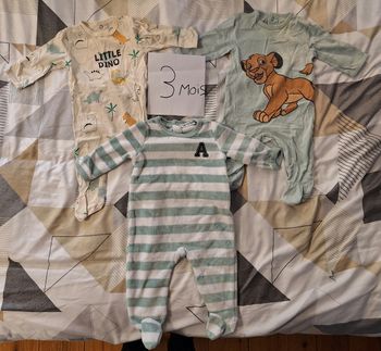Lots de vêtements 3 mois