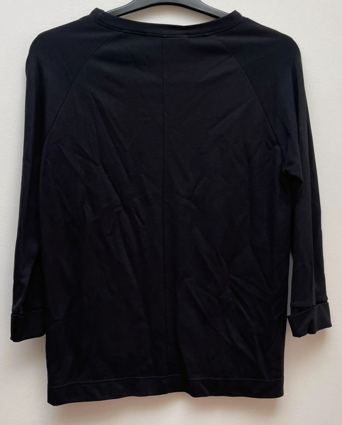 Teeshirt manches longues noir avec broderies et détails colorés - photo numéro 5