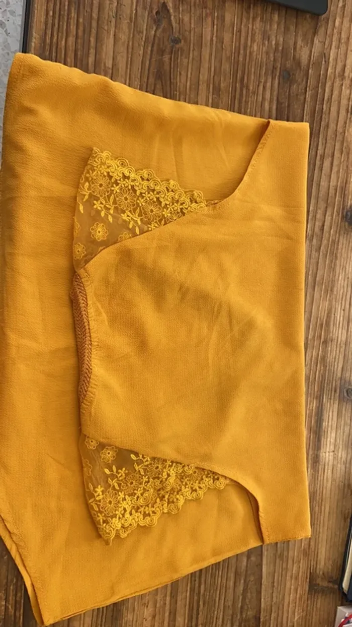 Blouse moutarde - photo numéro 3