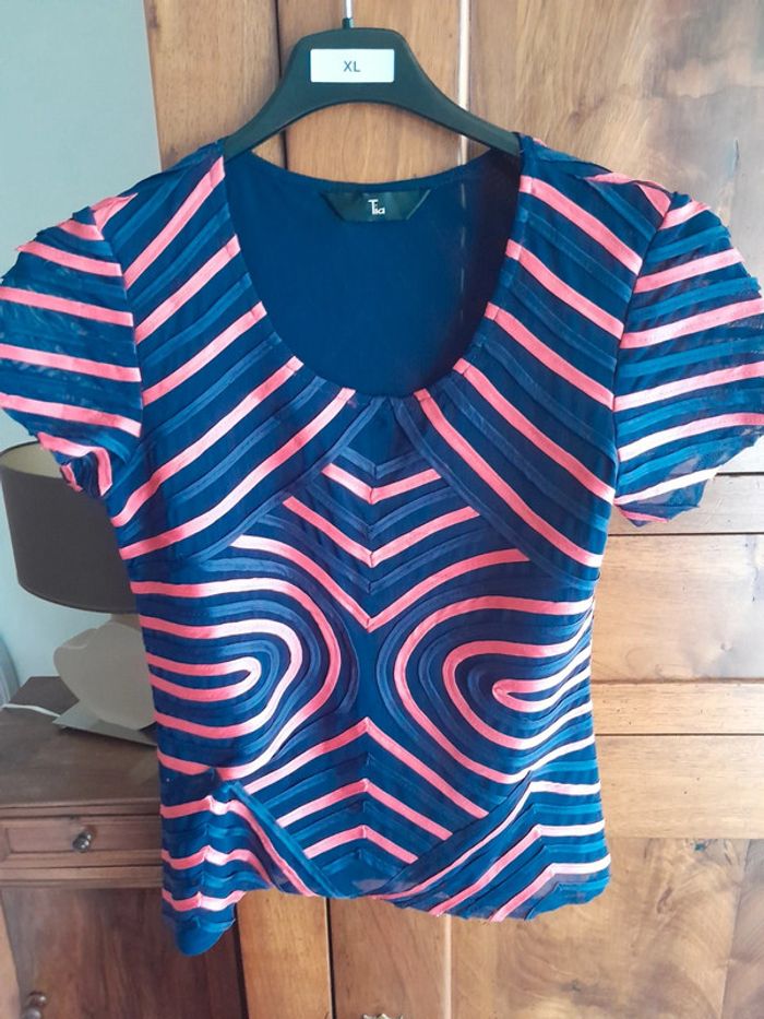 Teeshirt bicolore - photo numéro 2