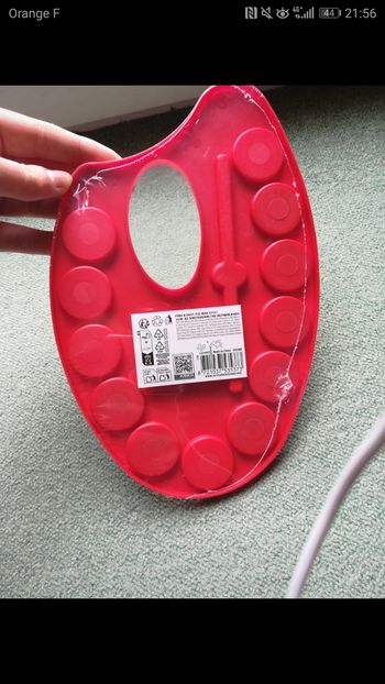 Palette aquarelle enfant, 13 couleurs +1 pinceau, neuve avec emballage.