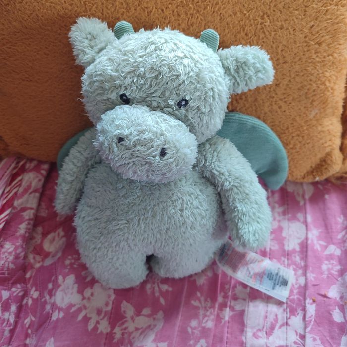 Doudou vache/dragon Primark réservé - photo numéro 1