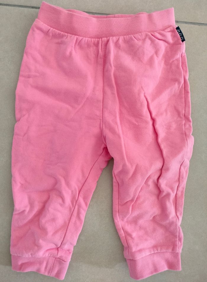 Jogging rose 23 mois