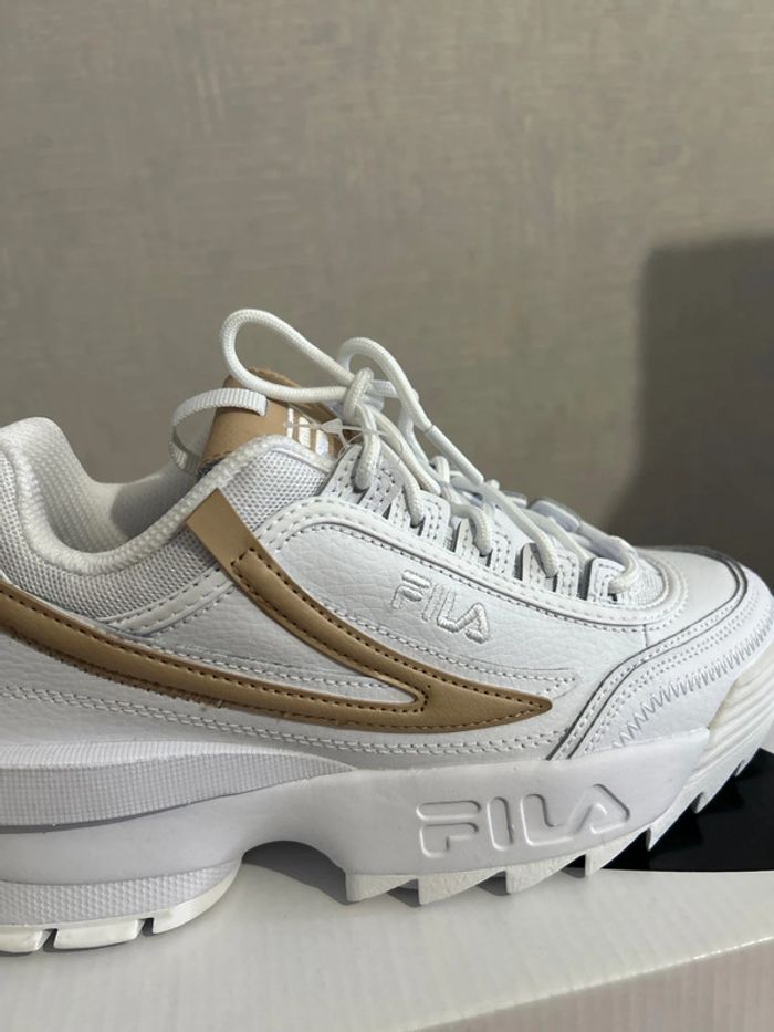 Baskets Sneakers compensées Fila Disruptor 38.5 - photo numéro 2