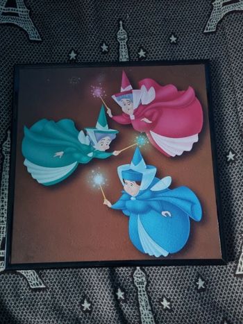 Tableau Disney Les 3 Bonnes Fées (Dame Flora, Dame Pâquerette et Dame Pimprenelle)