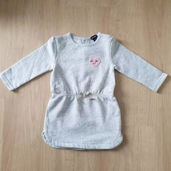 Jolie robe kiabi neuve 12 mois