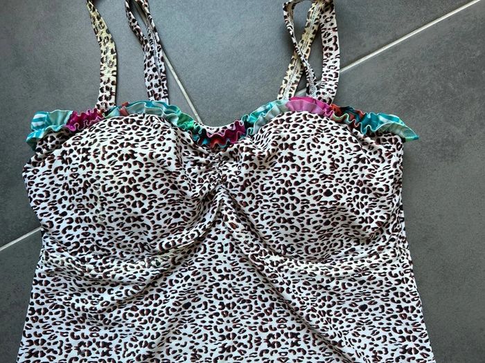 Ensemble maillot bain débardeur léopard et short femme - photo numéro 4