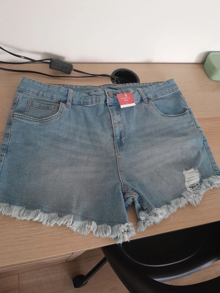 Short jean femme L - photo numéro 2