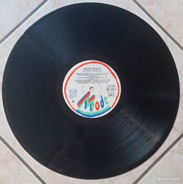 Vends Vinyle Frédéric François ' Laisse-moi vivre ma vie ' vitesse 33 tours format 30 cm - photo numéro 3