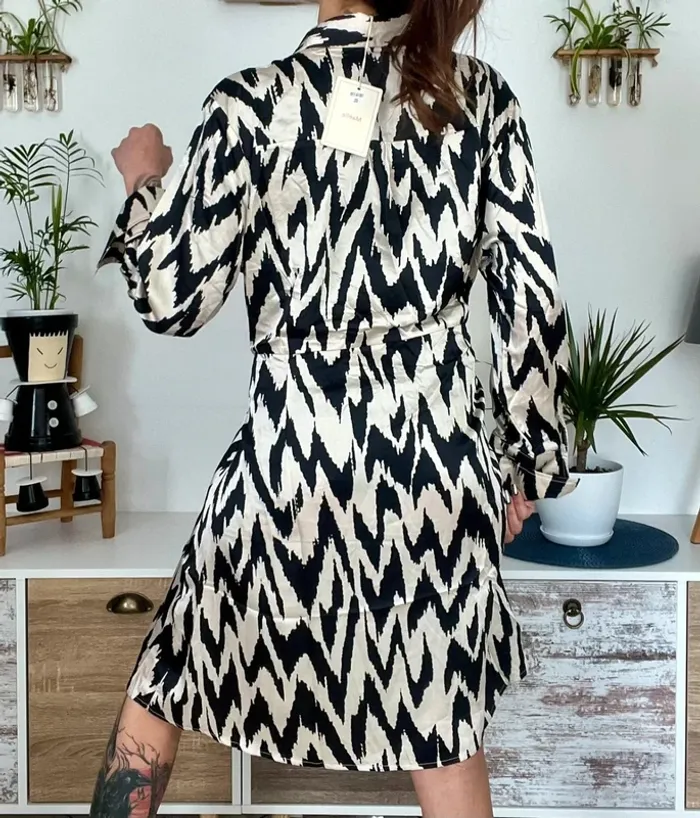 SOLDE Robe cache cœur  taille XXL - Maëlle- Neuf - photo numéro 4