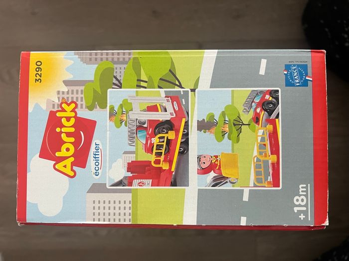 2 véhicules d’Abrick - photo numéro 2