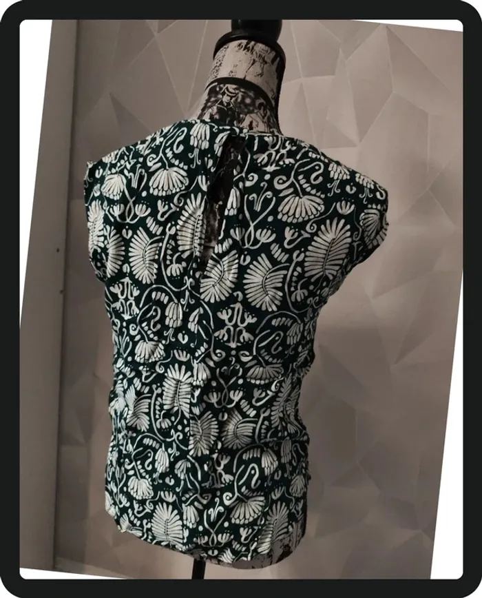 Haut sans manche - photo numéro 4