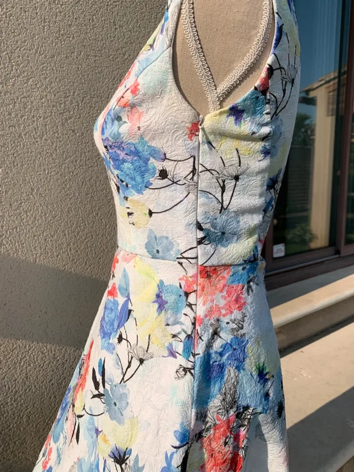 Robe blanche à fleurs matière texturée Sinéquanone taille S - photo numéro 17