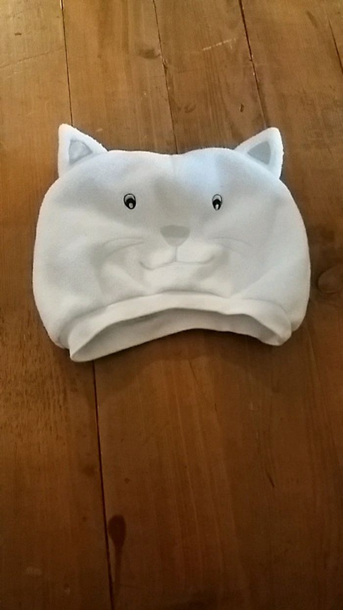 Bonnet chat blanc