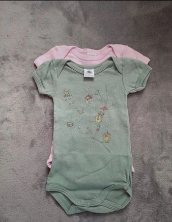 Lot de 2 bodies 3 mois  "petit bateau "