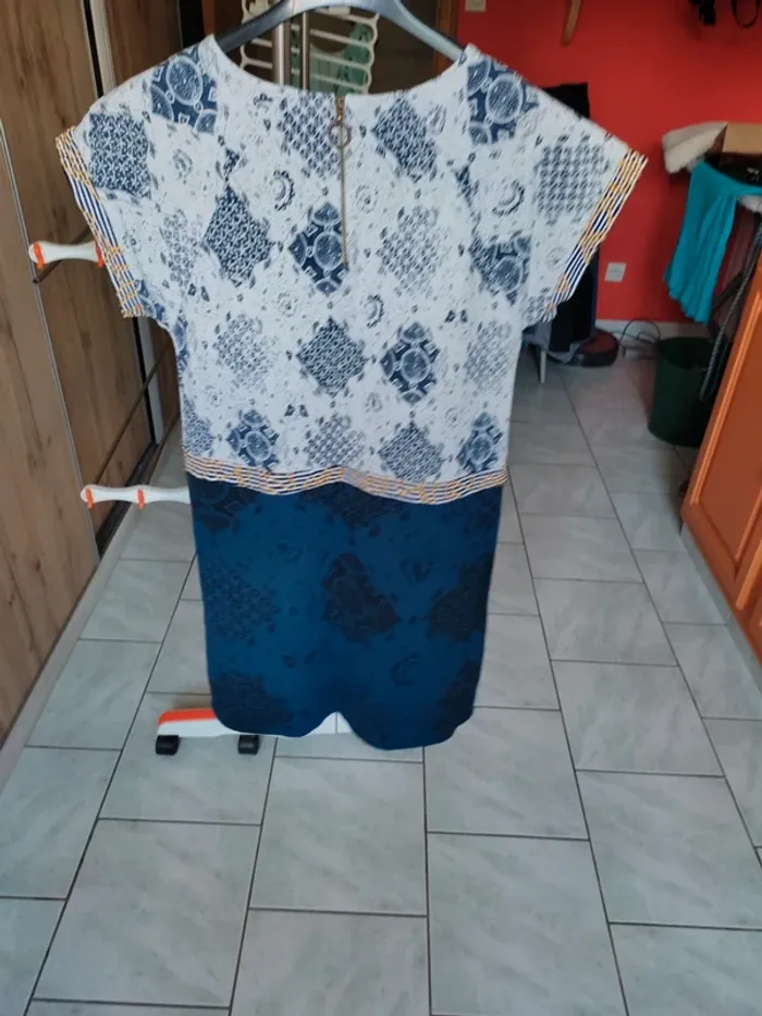 Robe courte droite Desigual M - photo numéro 2