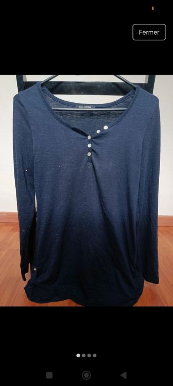 Haut bleu marine