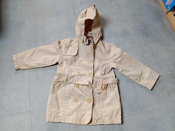 Trench avec capuche, 3 ans