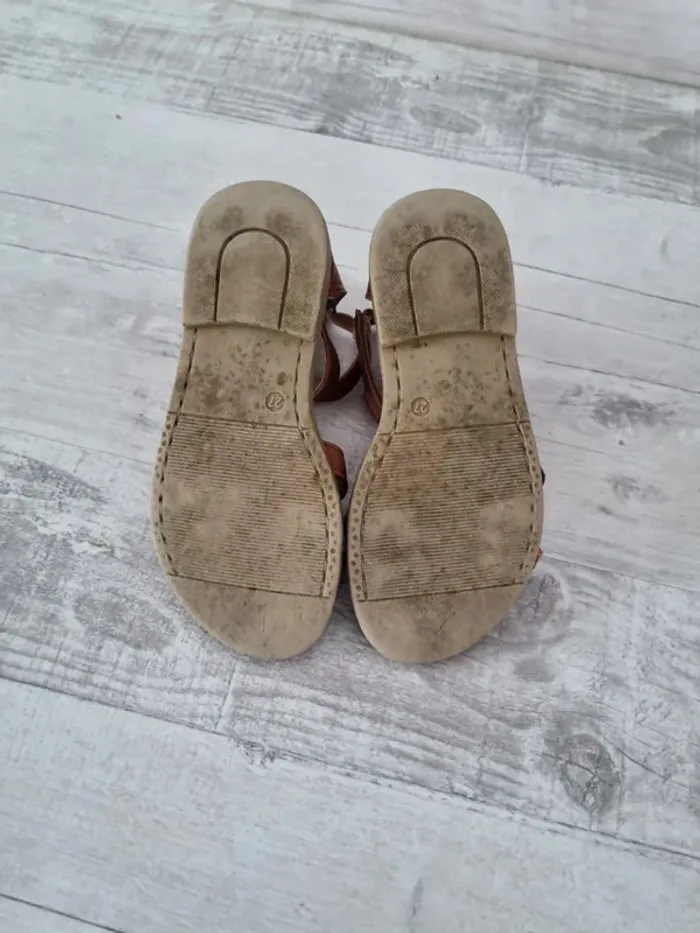 Sandales Pointure 27 - photo numéro 5