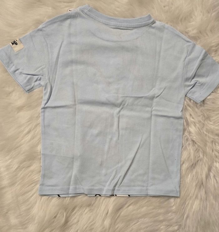 NEUFS (NON PORTÉS) 🏷💙😍🤩 Teeshirt mc et short 4 ans garçon 🤩😍💙🏷 - photo numéro 3