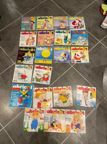 Lot magazines enfant abricot vintage