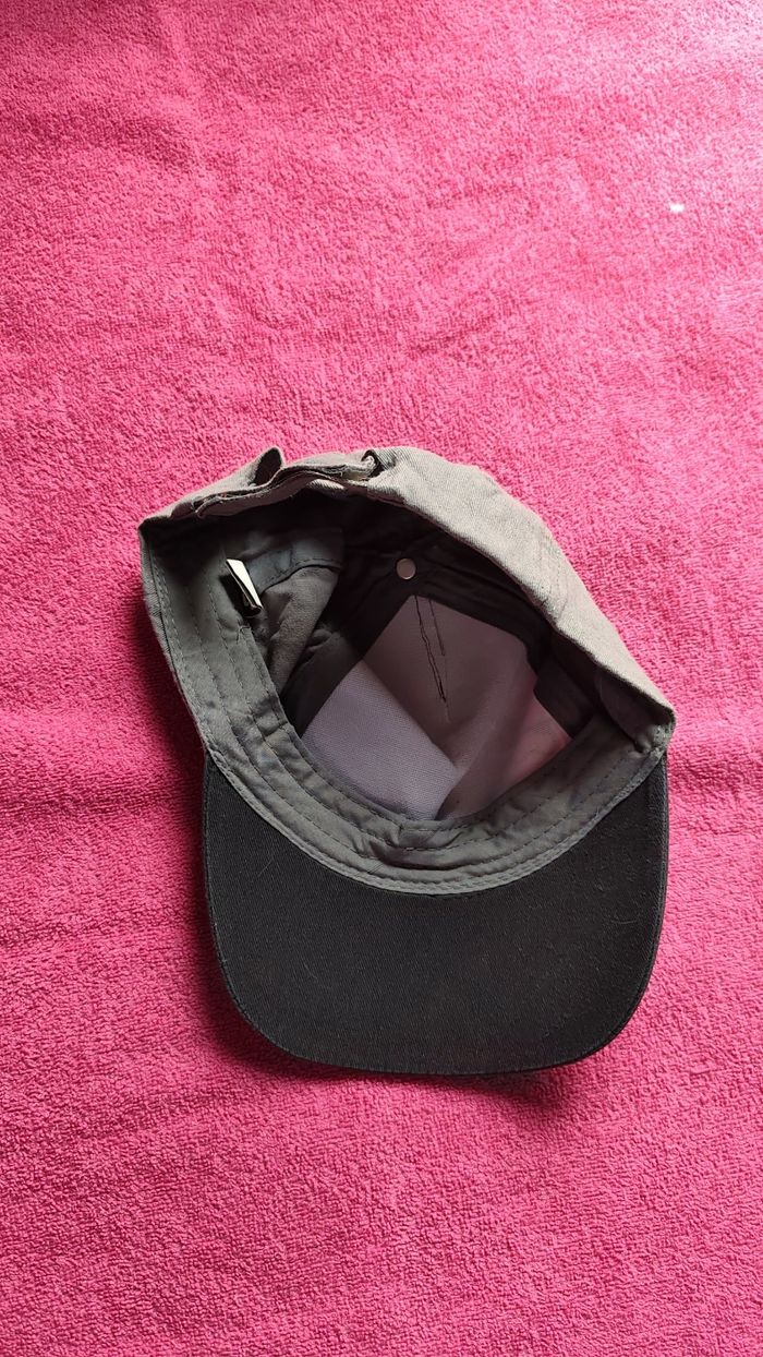 Casquette - photo numéro 2