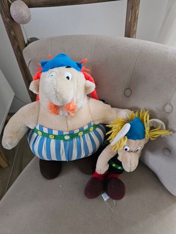 Lot de 2 peluches Asterix et Obélix
