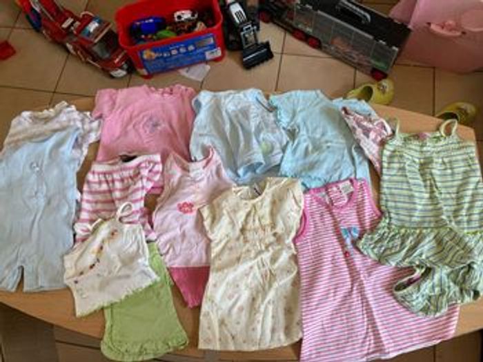 Gros lot de + 54 vêtements bb fille taille 6 moi été automne - photo numéro 2