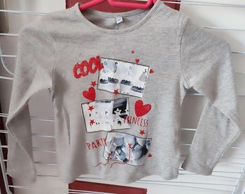 T-shirt fille 6-7 ans