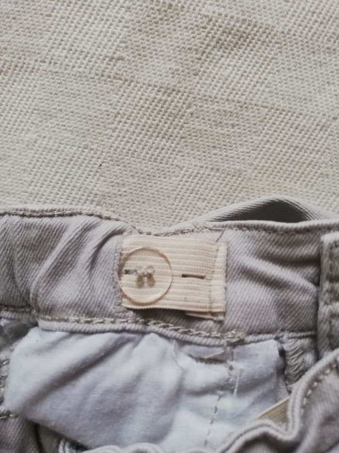 Pantalons jeans, gris clair, 24-36 mois, Primark, en très bon état - photo numéro 4