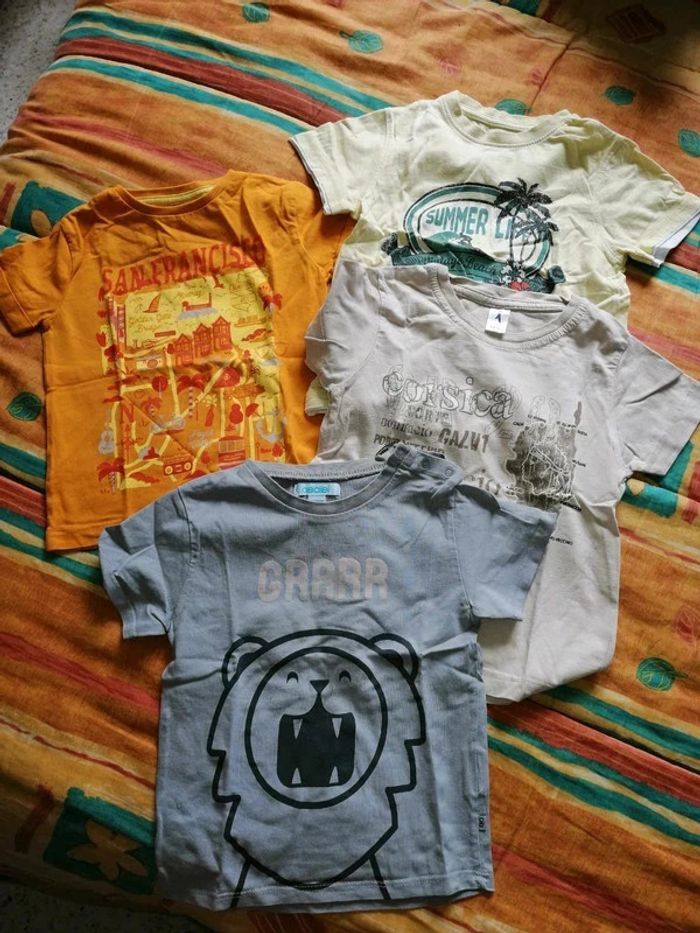 Lot 4 t-shirts 2 ans