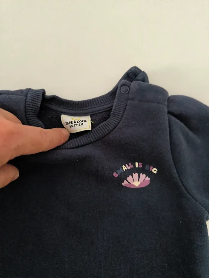 Pull bleu marine. Tape à l'oeil. 9 mois - photo numéro 2