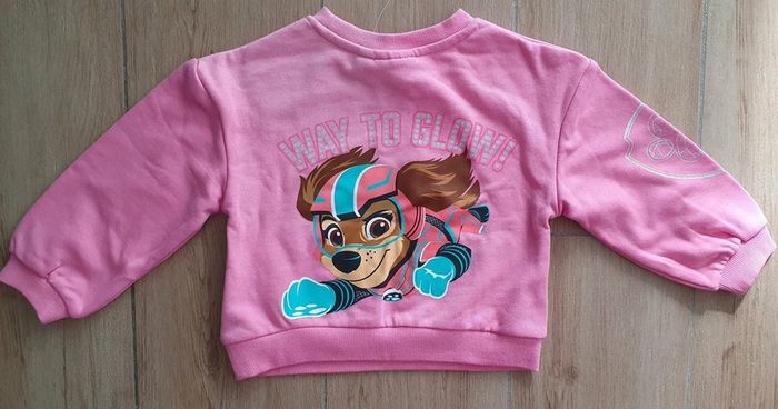 Pull fille 4 ans - photo numéro 3