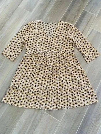 👗 Jolie robe midi T 1/36 neuve rue des abbesses style babydoll