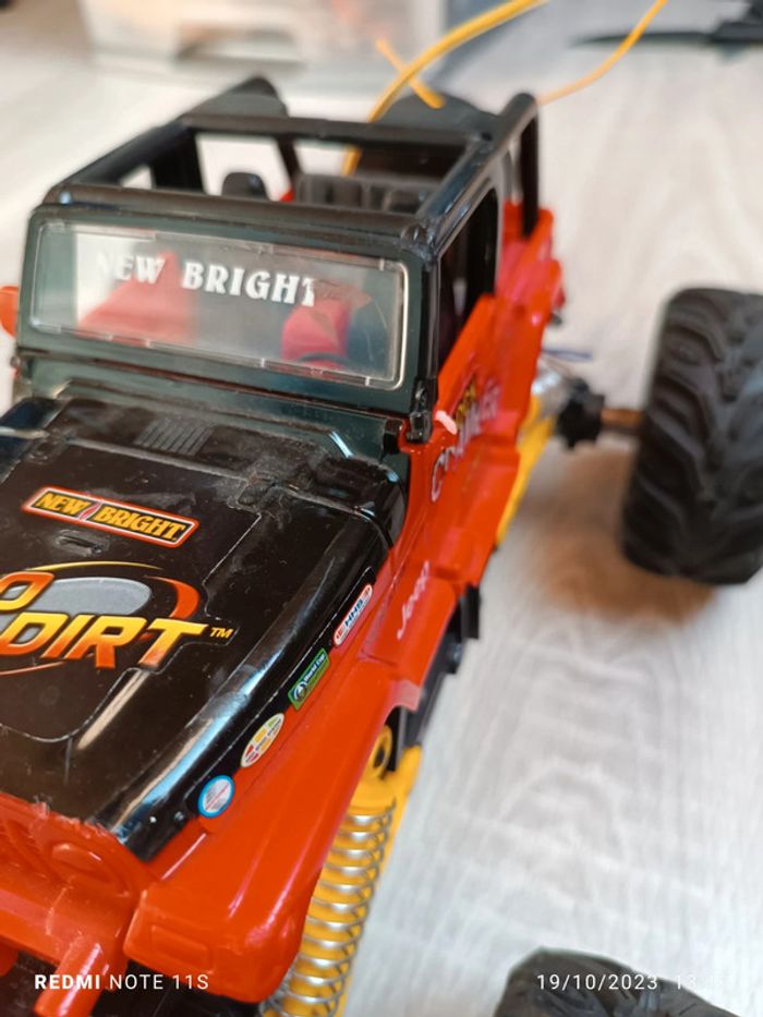 4*4 télécommandée - photo numéro 4