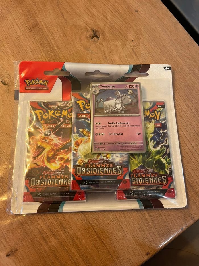 Tripack Pokémon EV03 Flammes Obsidiennes Tomberro